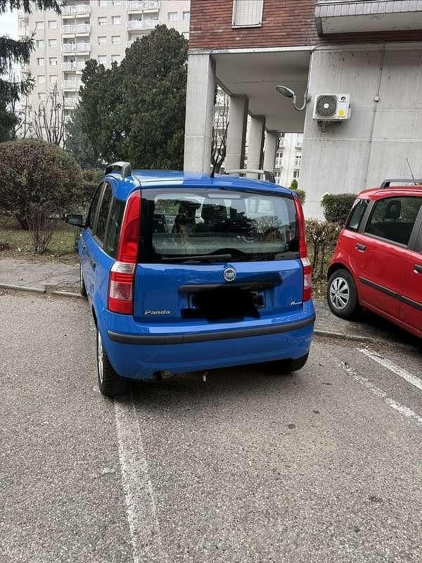 Usata Fiat Panda Emotion 69 CV (50 kW) 2006 Blu/azzurro Utilitaria