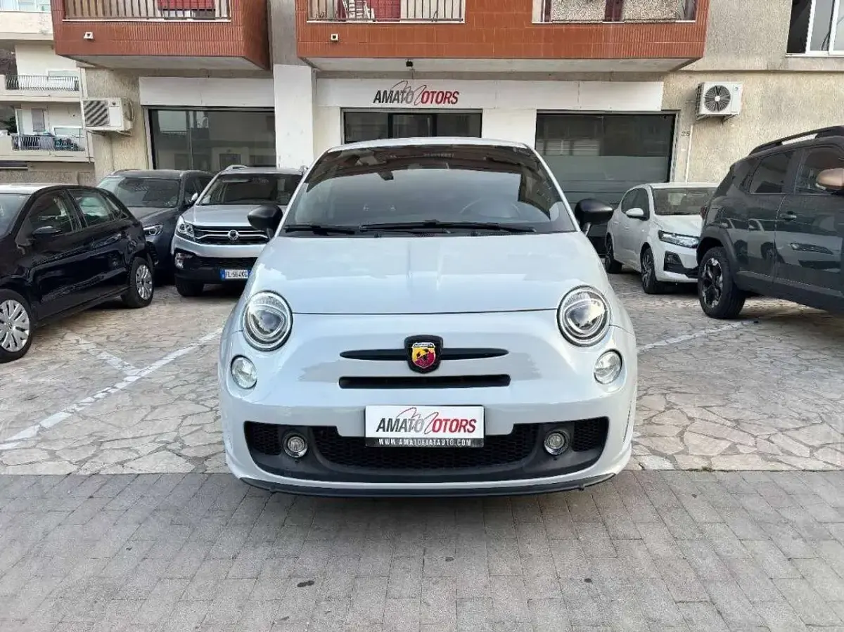 Usata Abarth 500 Custom 135 CV (99 kW) 2015 Grigio Utilitaria