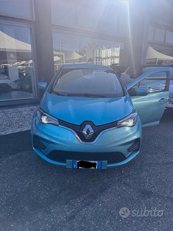 Usata Renault Zoe Zen 100 kW (136 CV) 2021 Blu Utilitaria