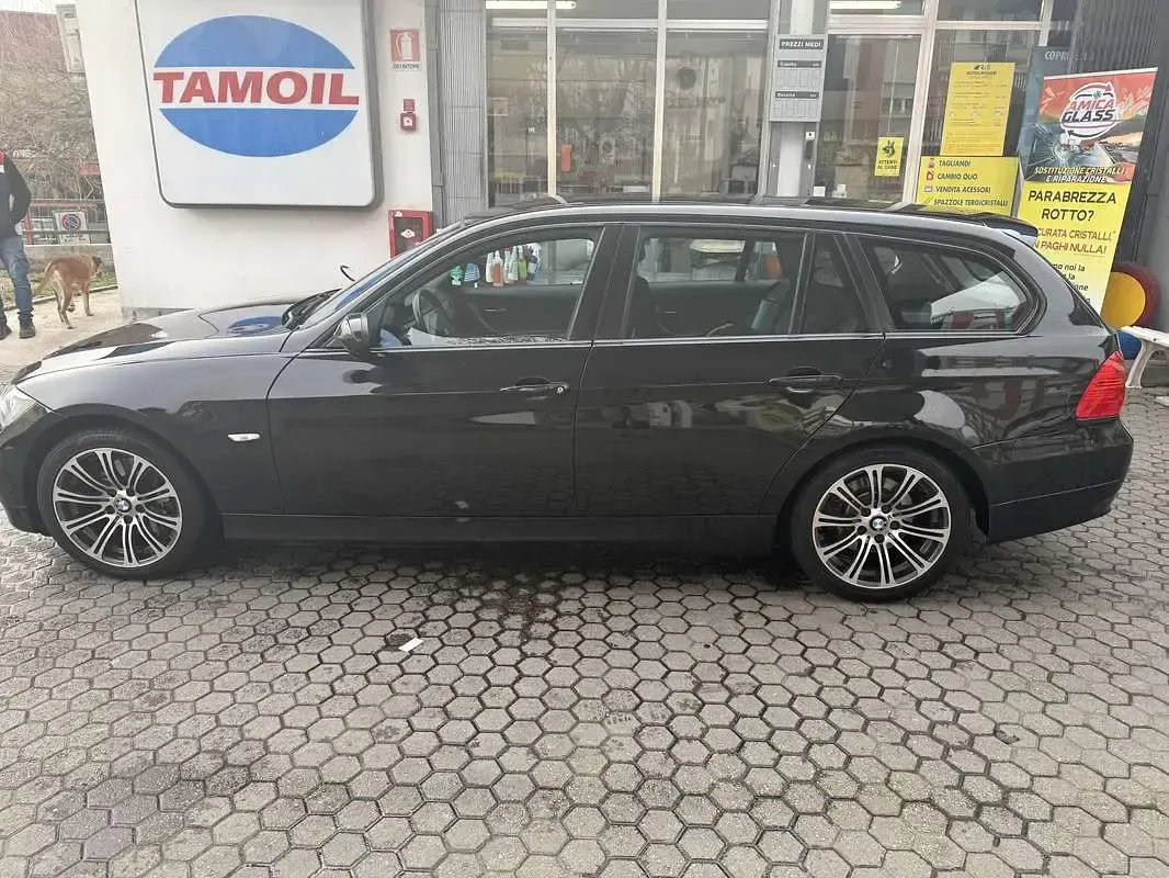 Begagnad BMW 320 177 HK (130 kW) 2008 Kombi