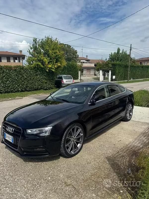 Begagnad Audi A5 177 HK (130 kW) 2012 Svart Sportkupé
