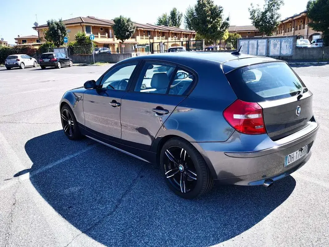 Usata BMW 120 Efficient Dynamics 163 CV (119 kW) 2007 Utilitaria