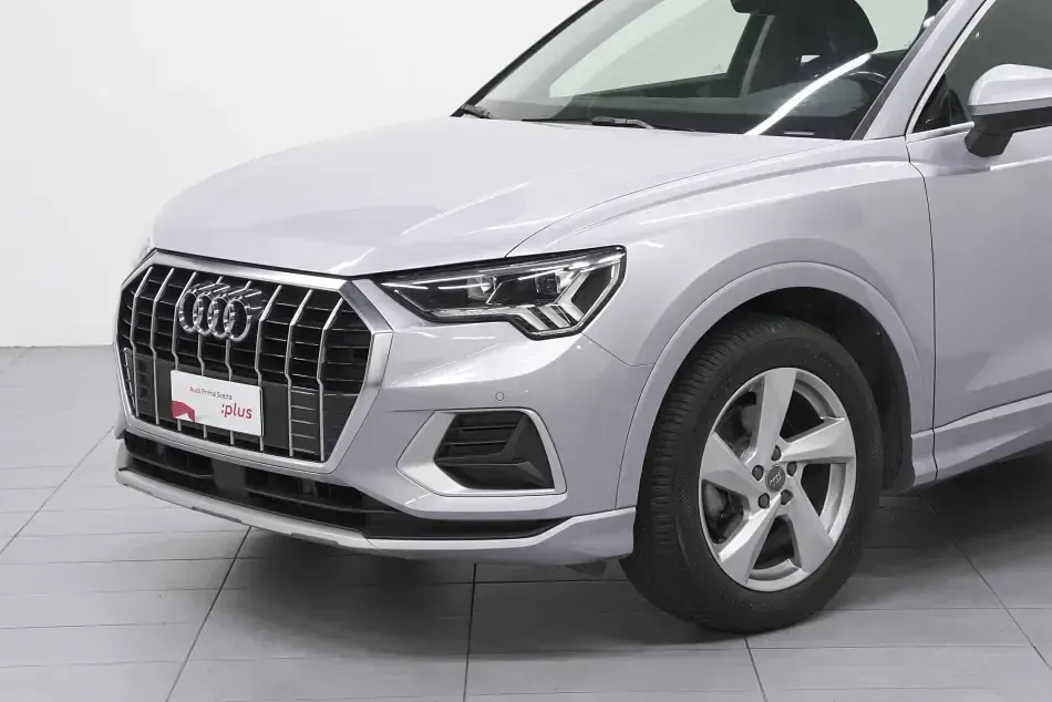 Gebraucht Audi Q3 Advanced 150 PS (110 kW) 2019 Silber SUV