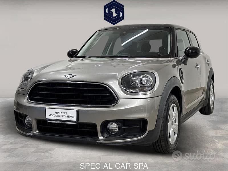 Usata Mini Cooper D Countryman Business 149 CV (109 kW) 2018 Argento SUV