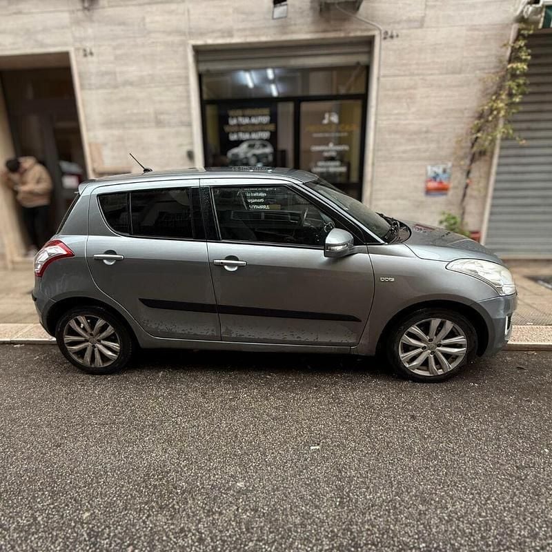 Usata Suzuki Swift 75 CV (55 kW) 2013 Grigio Utilitaria