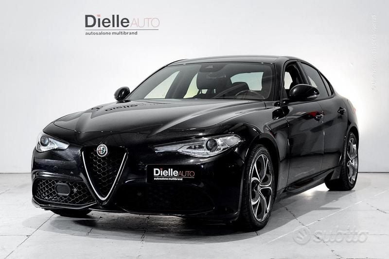 Begagnad Alfa Romeo Giulia Sprint 190 HK (139 kW) 2022 Svart Sedan