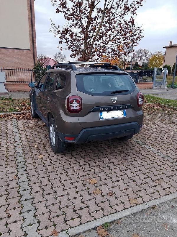 Usata Dacia Duster 114 CV (83 kW) 2019 Marrone Berlina