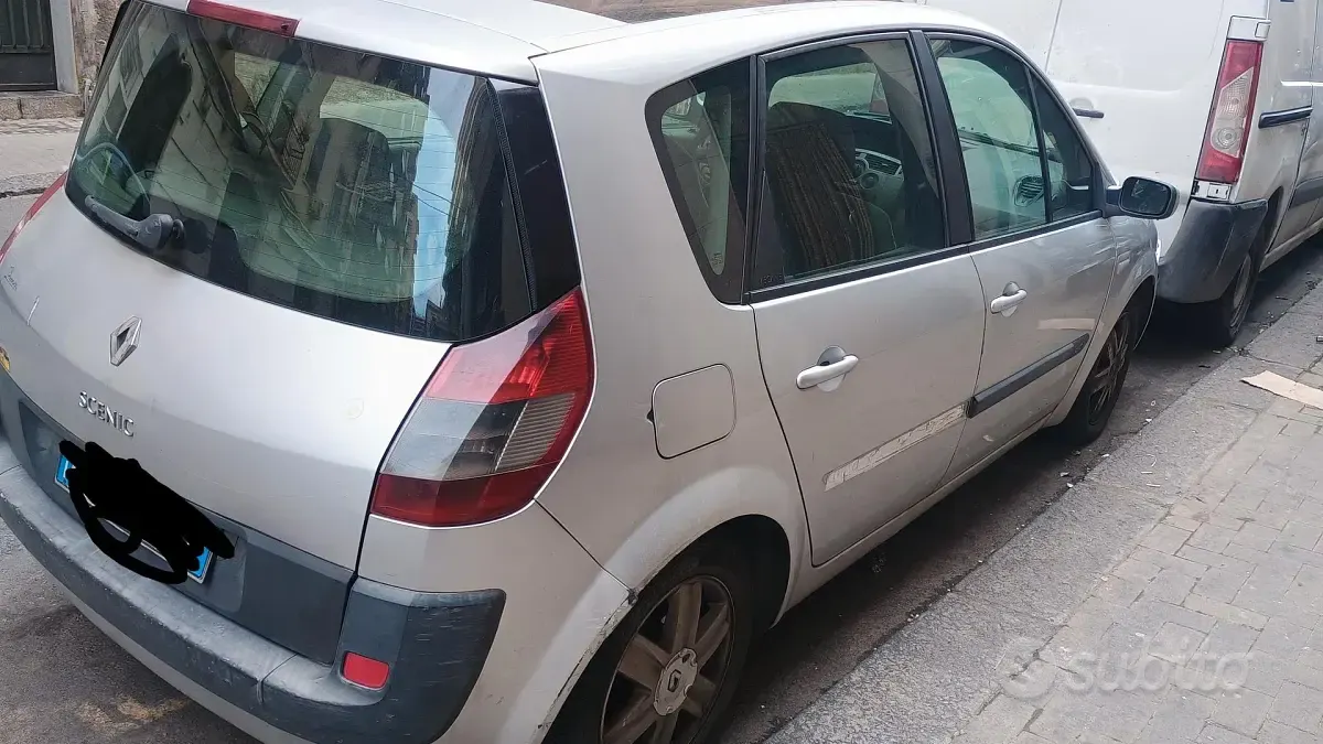 Usata Renault Scenic E-Tech 106 CV (77 kW) 2006 Grigio Monovolume