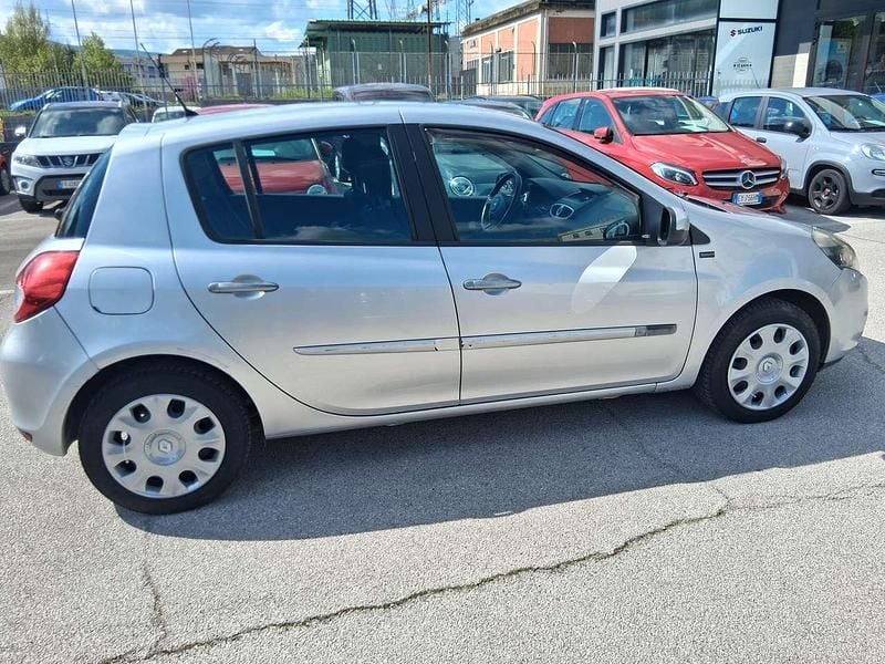 Usata Renault Clio IV 75 CV (55 kW) 2012 Other Berlina