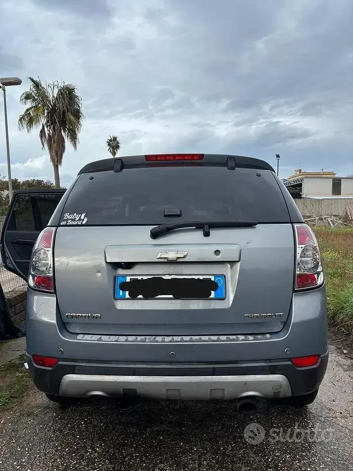 Usata Chevrolet Captiva 184 CV (135 kW) 2011 Grigio SUV