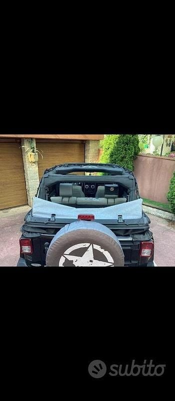 Usata Jeep Wrangler 2010 Nero SUV