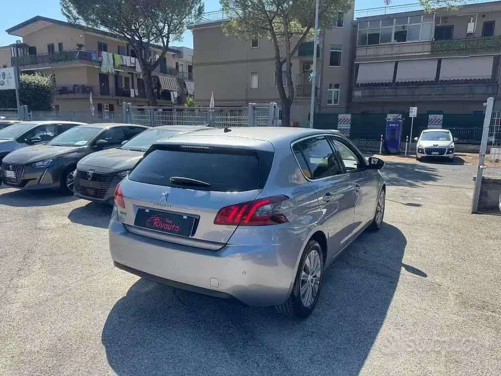 Usata Peugeot 308 Allure 131 CV (96 kW) 2021 Grigio Berlina