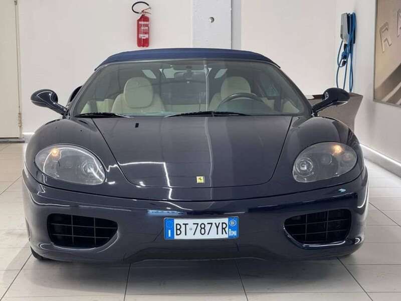 Usata Ferrari 360 400 CV (294 kW) 2001 Nessuno Cabrio