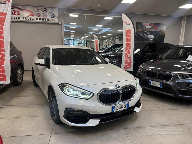 Usata BMW 116 Sport Line 116 CV (85 kW) 2020 Bianco Utilitaria