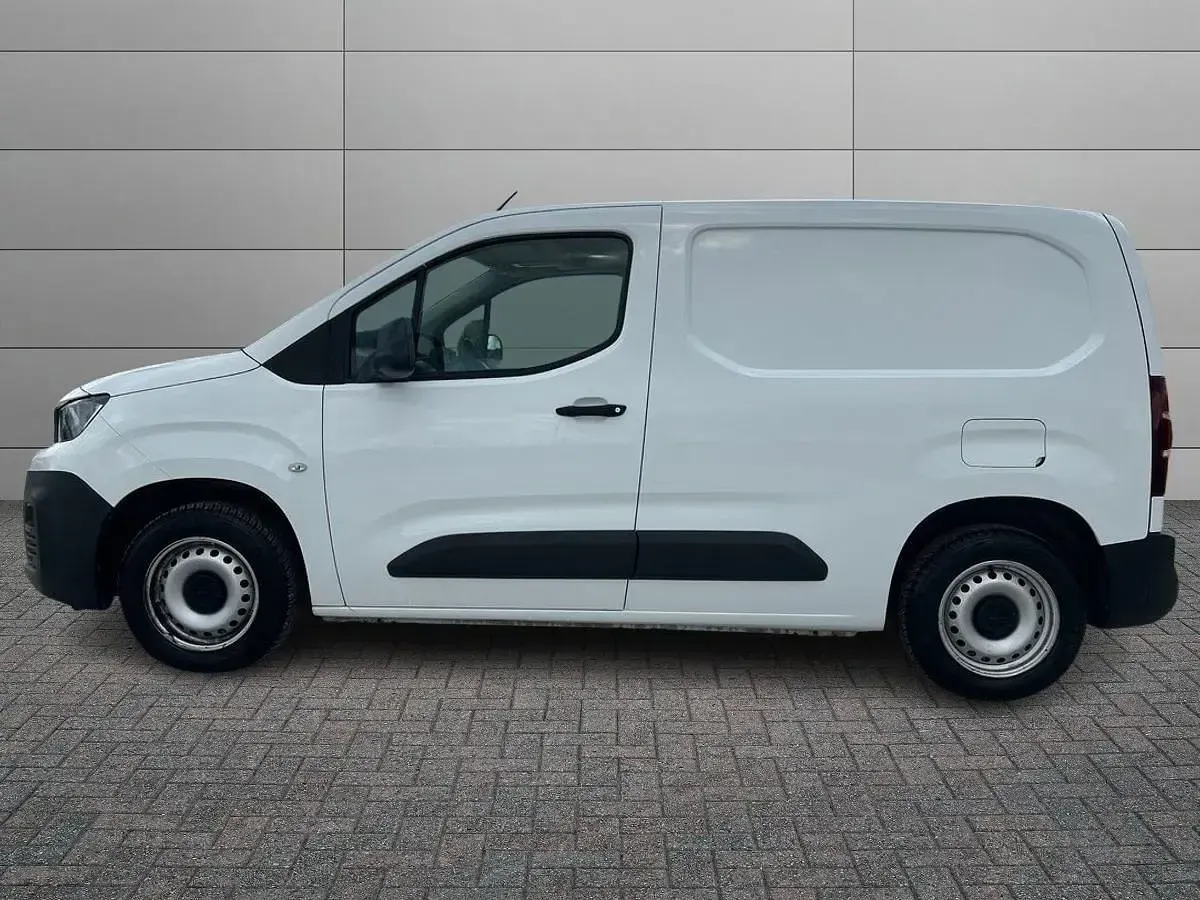 Usata Peugeot Partner 99 CV (72 kW) 2019 Bianco Monovolume