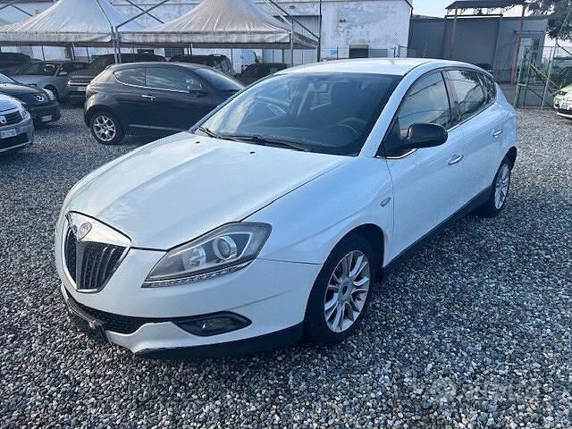 Usata Lancia Delta 120 CV (88 kW) 2010 Bianco Utilitaria