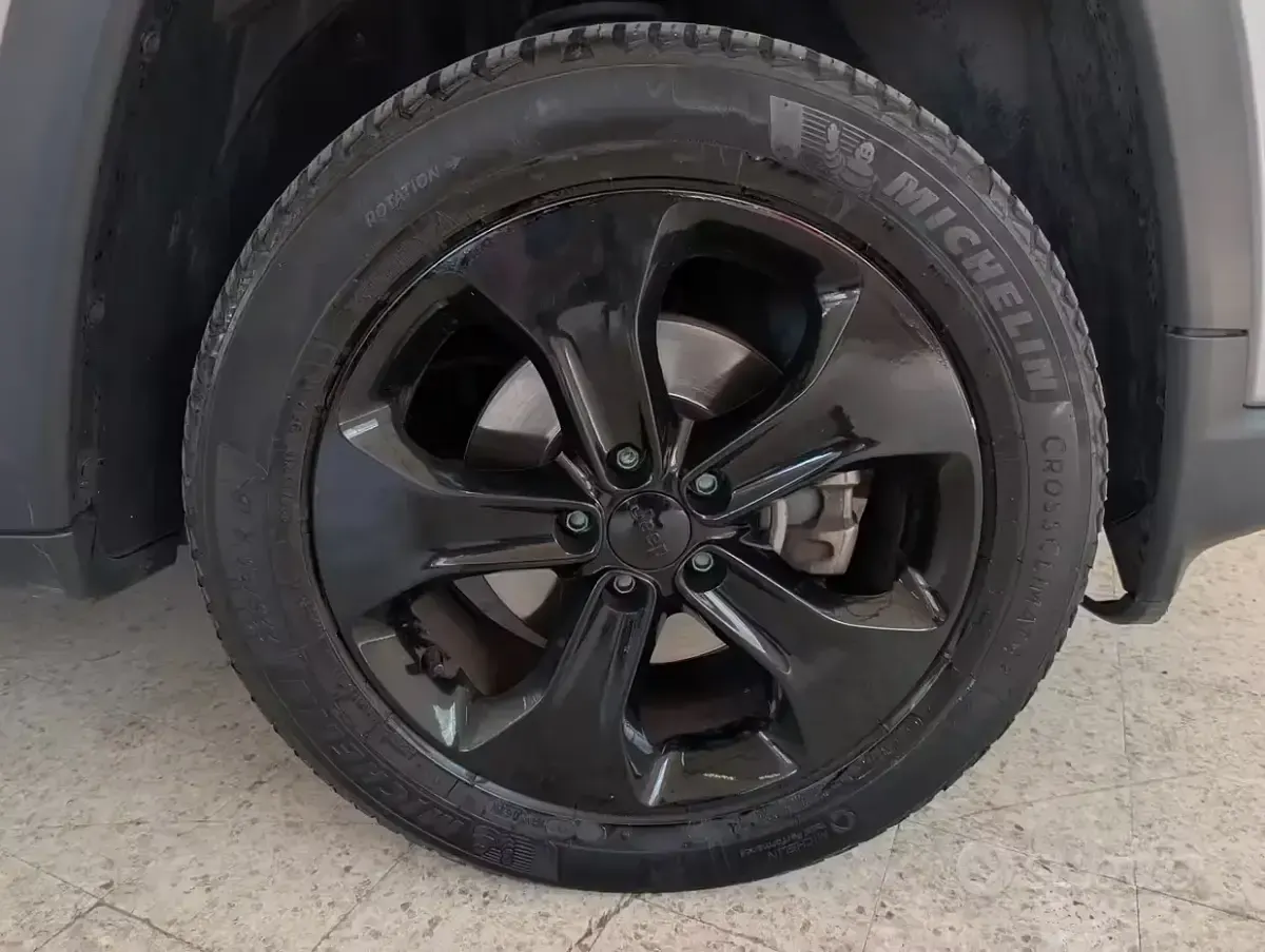 Usata Jeep Compass Night Eagle 140 CV (102 kW) 2020 Grigio SUV