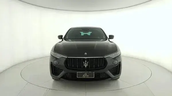 Usata Maserati Levante 250 CV (183 kW) 2021 Nero SUV