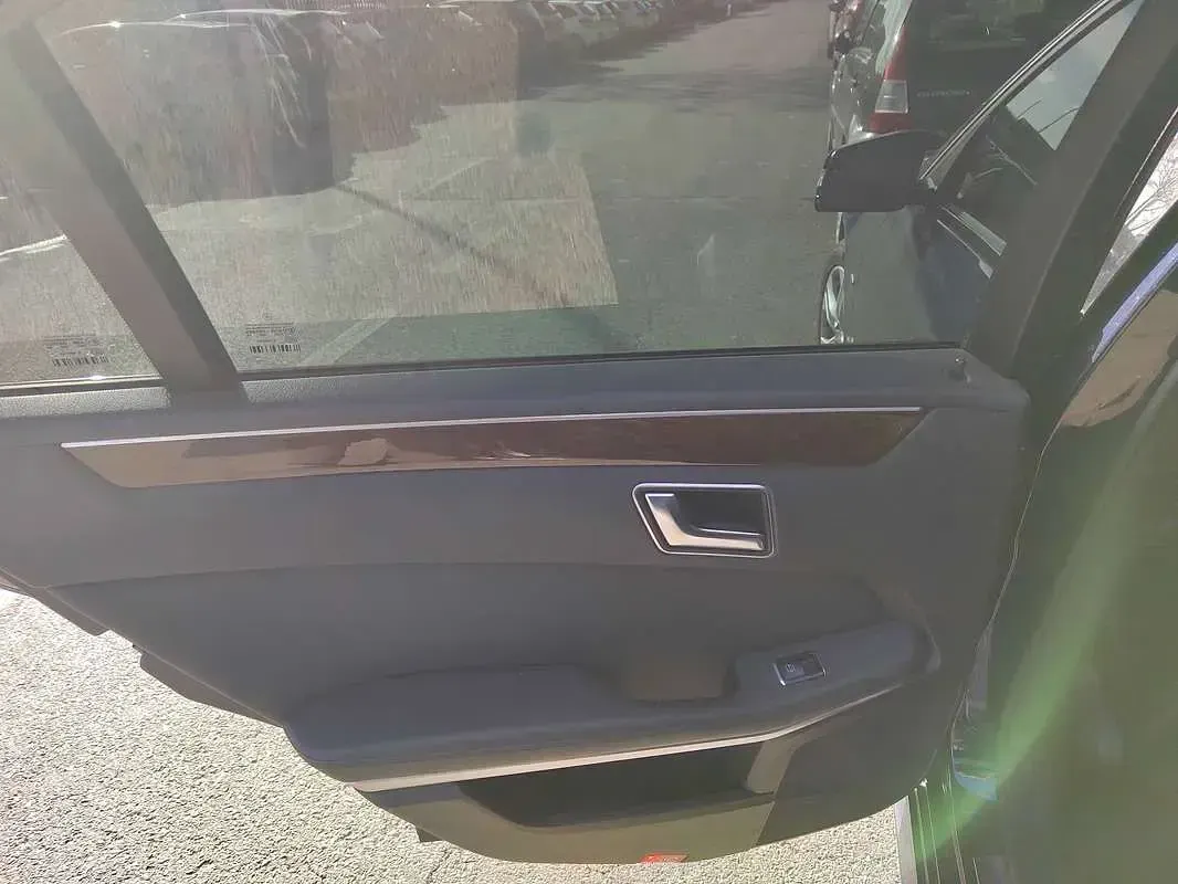 Usata Mercedes E250 Avantgarde 204 CV (150 kW) 2012 Blu/azzurro Berlina