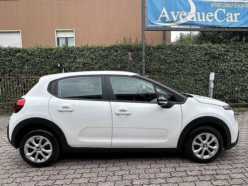 Usata Citroën C3 Feel 102 CV (75 kW) 2021 Bianco / pastello Utilitaria