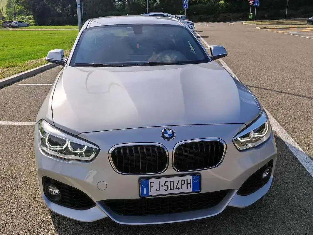 Usata BMW 118 M Sport 150 CV (110 kW) 2017 Grigio Utilitaria