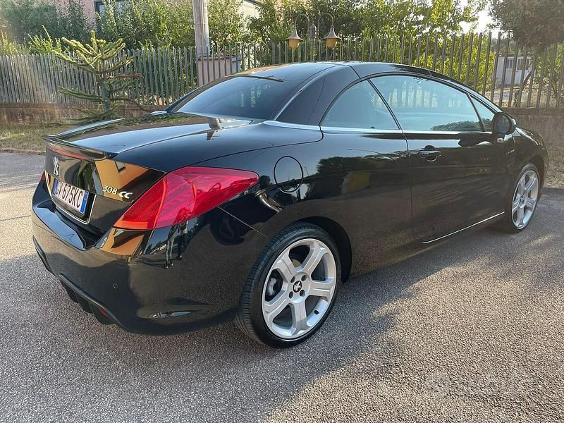 Usata Peugeot 308 CC 163 CV (119 kW) 2012 Nero Cabrio