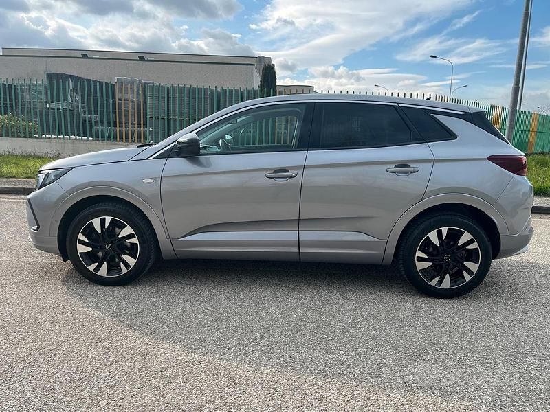 Usata Opel Grandland X Business 130 CV (95 kW) 2022 Grigio SUV