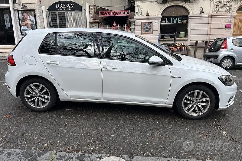 Usata VW Golf VIII Executive 2020 Bianco Utilitaria