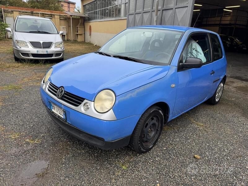 Usata VW Lupo 50 CV (36 kW) 2000 Viola Utilitaria