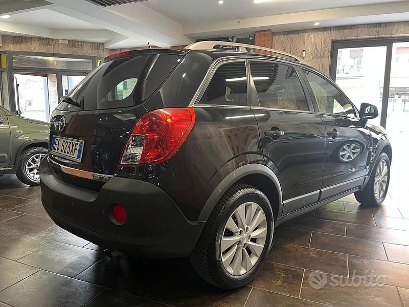 Usata Opel Antara Cosmo 163 CV (119 kW) 2013 Nero SUV
