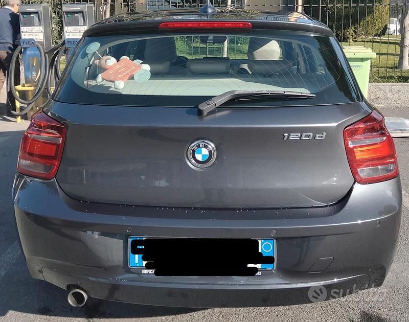 Usata BMW 120 184 CV (135 kW) 2011 Grigio Utilitaria
