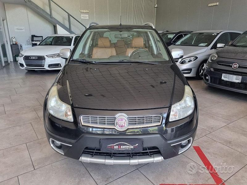 Usata Fiat Sedici Emotion 120 CV (88 kW) 2012 Nero SUV