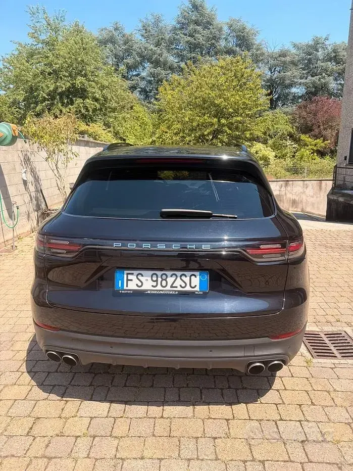 Usata Porsche Cayenne 441 CV (324 kW) 2018 Nero SUV