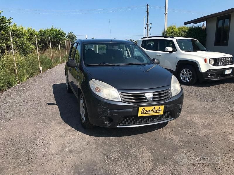 Usata Dacia Sandero 2010 Blu SUV