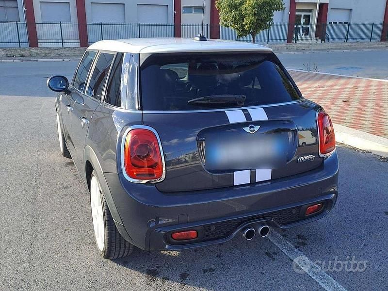Usata Mini Cooper S 192 CV (141 kW) 2016 Grigio Utilitaria