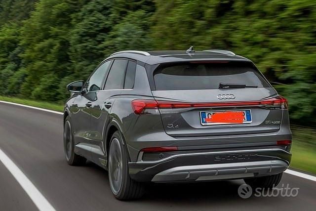 Usata Audi Q4 e-tron Advanced 82 kW (112 CV) 2022 Grigio SUV