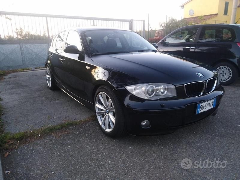 Nero Usata 2006 BMW 120 M Sport Due volumi | 3200 € (Super prezzo) - Immagine 1/4