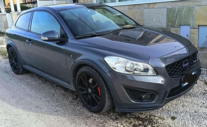 Usata Volvo C30 R-Design 114 CV (83 kW) 2011 Grigio Utilitaria