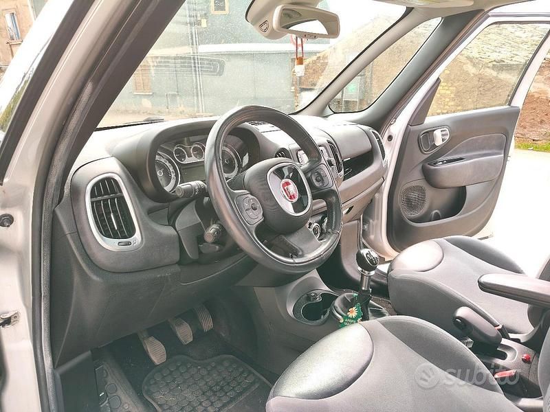 Usata Fiat 500L Lounge 105 CV (77 kW) 2014 Argento Monovolume