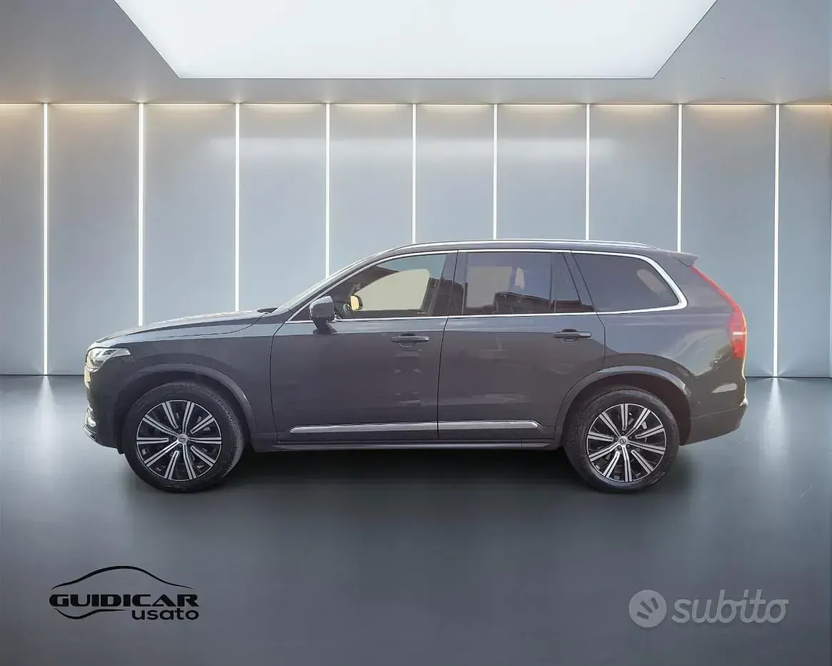 Usata Volvo XC90 Plus 235 CV (172 kW) 2023 Grigio SUV