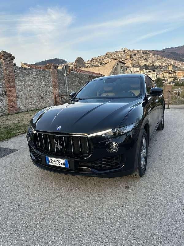 Usata Maserati Levante 275 CV (202 kW) 2017 SUV