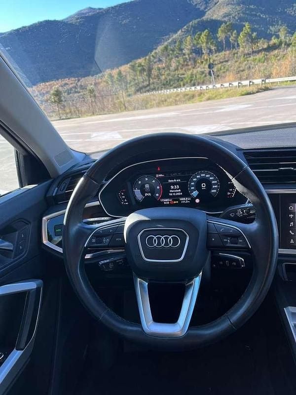 Usata Audi Q3 Ambiente 150 CV (110 kW) 2021 Argento SUV