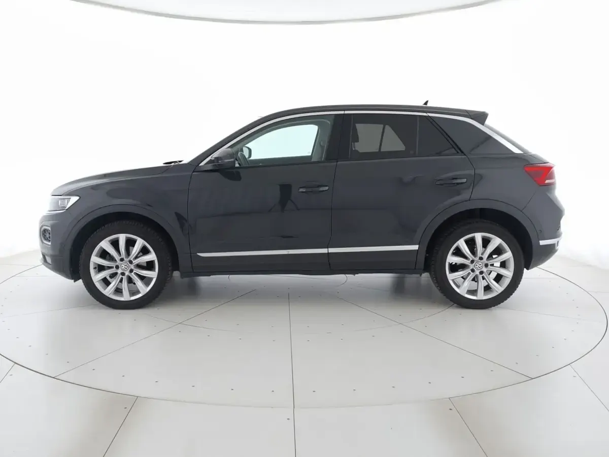 Usata VW T-Roc Advance 116 CV (85 kW) 2019 Grigio urano SUV