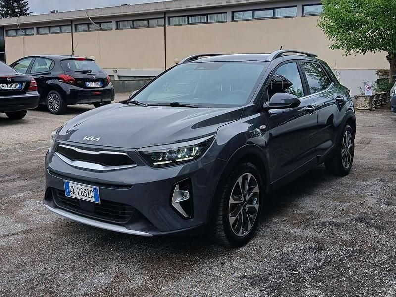 Occasion Kia Stonic GT-Line S 101 ch (74 kW) 2022 Gris SUV