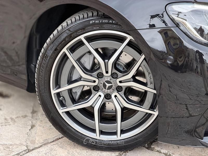 Usata Mercedes E220 Premium Plus 194 CV (142 kW) 2021 Nero Cabrio