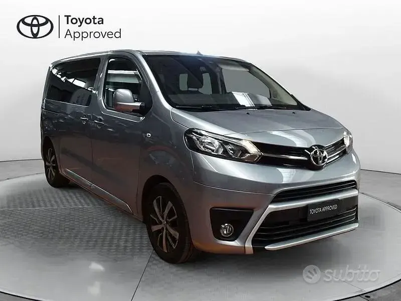 Usata Toyota Proace Verso Executive 144 CV (105 kW) 2024 Grigio Station wagon