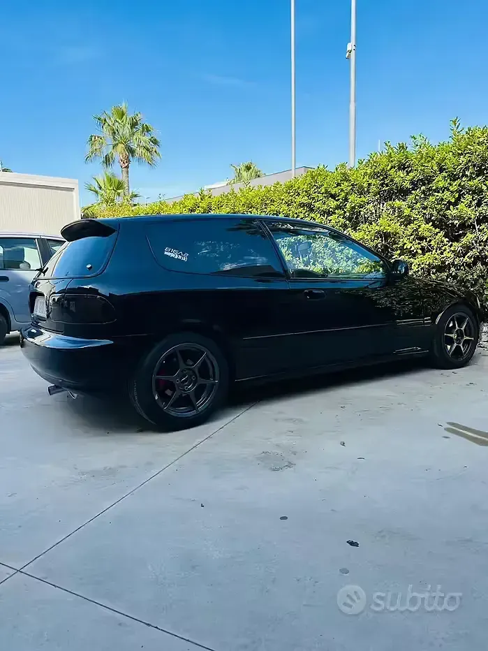 Usata Honda Civic 160 CV (117 kW) 1995 Nero Berlina