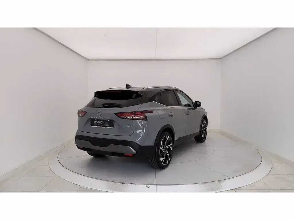 Usata Nissan Qashqai Tekna+ 158 CV (116 kW) 2023 Grigio SUV