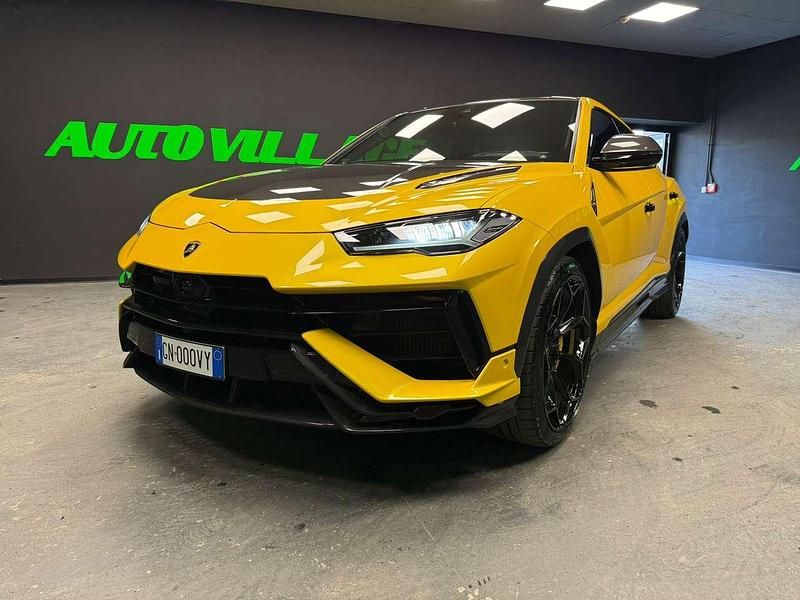 Usata Lamborghini Urus 650 CV (478 kW) 2023 Giallo SUV