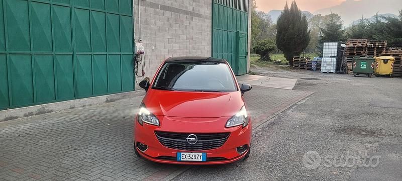 Usata Opel Corsa 90 CV (66 kW) 2015 Rosso Coupé